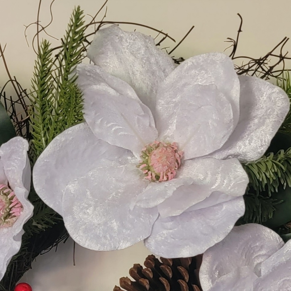 Winter Magnolia Wreath Winter - Picture 2 of 3